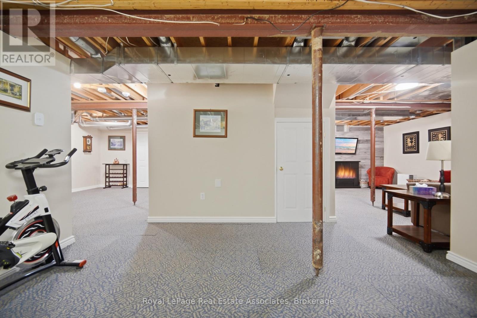 2 OLDE TOWN ROAD - Image 41