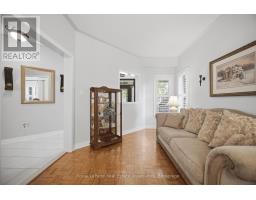 Living room - 2 Olde Town Road, Brampton, ON L6X4V3 Photo 11