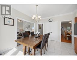 Bedroom 2 - 2 Olde Town Road, Brampton, ON L6X4V3 Photo 17