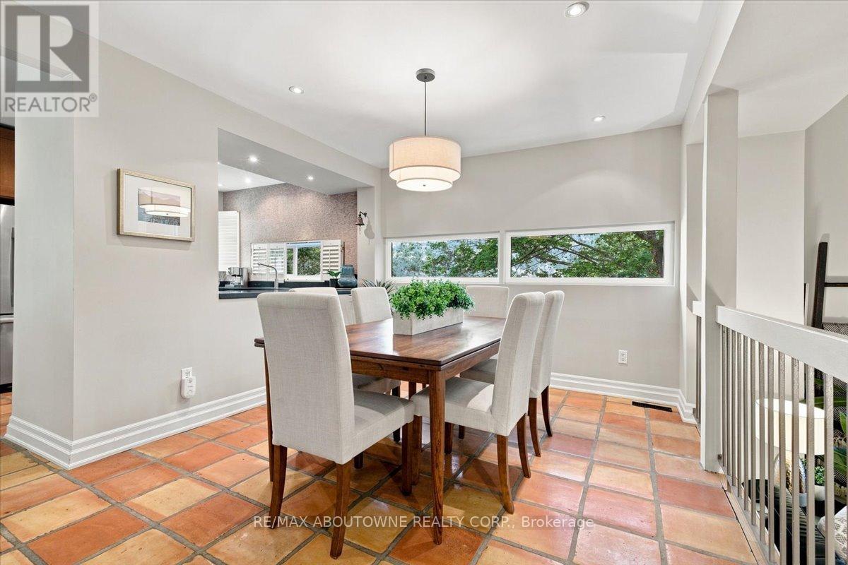 #13 1250 MARLBOROUGH COURT - 10