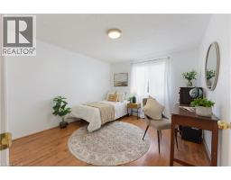 589 Mortimer Drive, Cambridge, ON N3H5M6 Photo 15