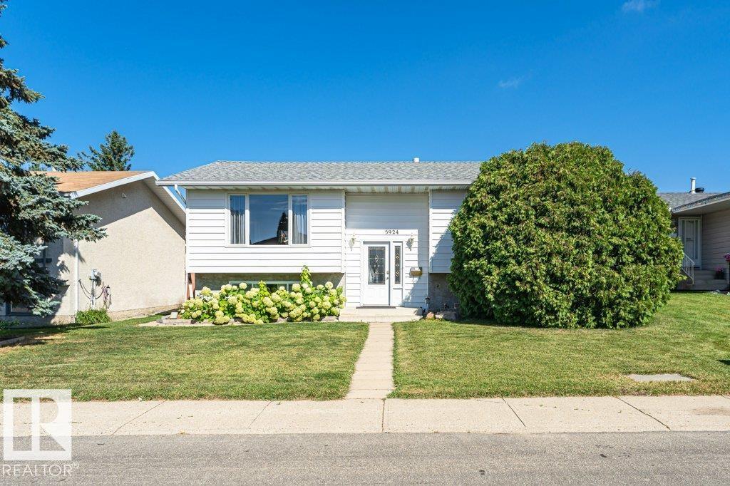 5924 11 AV NW, Edmonton, Alberta, T6L3A6