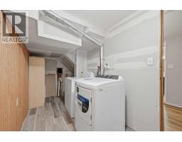 228 Berwick Drive Nw, Calgary, AB T3K1P5 Photo 41