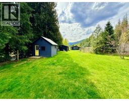 5704 Trans Canada Highway, Malakwa, BC V0E2J0 Photo 24