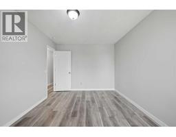 228 Berwick Drive Nw, Calgary, AB T3K1P5 Photo 20