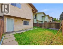 228 Berwick Drive Nw, Calgary, AB T3K1P5 Photo 25