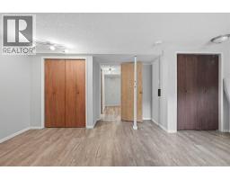 228 Berwick Drive Nw, Calgary, AB T3K1P5 Photo 42