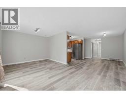 228 Berwick Drive Nw, Calgary, AB T3K1P5 Photo 15