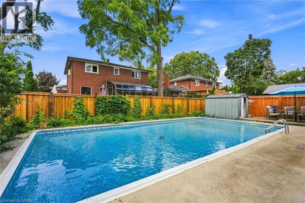 381 CLARKSVILLE Court - Image 23