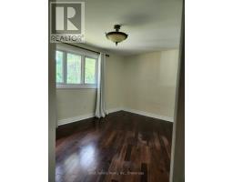 Primary Bedroom - 12 Bowshelm Court, Mississauga, ON L5N1K1 Photo 6