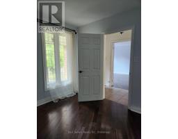 12 Bowshelm Court, Mississauga, ON L5N1K1 Photo 7