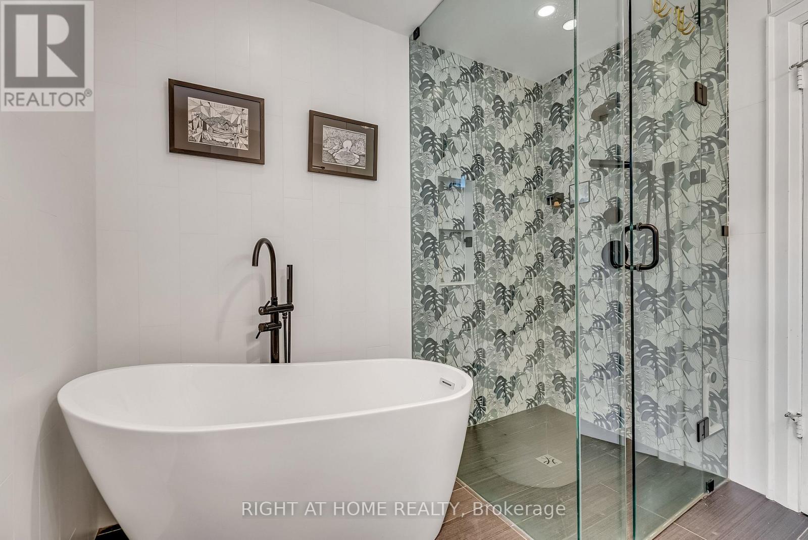 118 LANSDOWNE AVENUE - Image 43