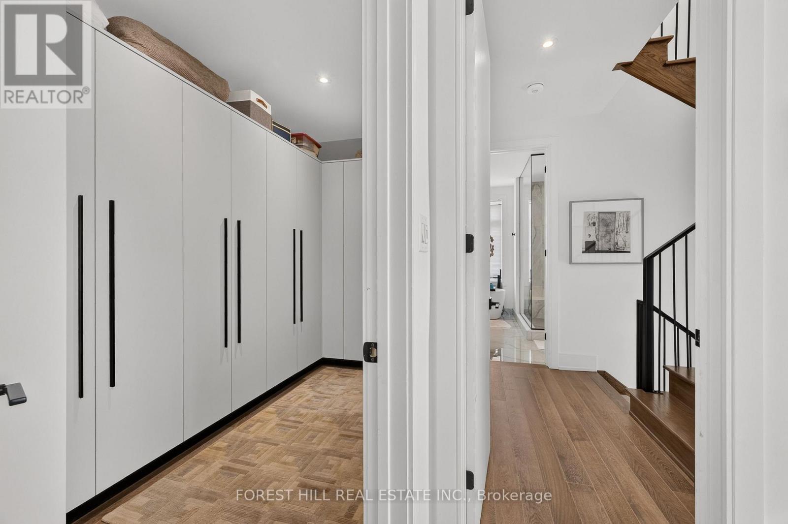 353 DUPONT STREET - 15