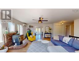 8 Iona Road, Wolfville, NS B4P2H1 Photo 11