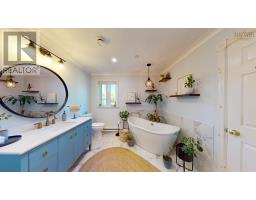 8 Iona Road, Wolfville, NS B4P2H1 Photo 24
