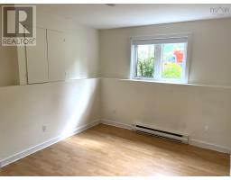 8 Iona Road, Wolfville, NS B4P2H1 Photo 40