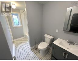 8 Iona Road, Wolfville, NS B4P2H1 Photo 36