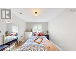 8 Iona Road, Wolfville, NS B4P2H1 Photo 30