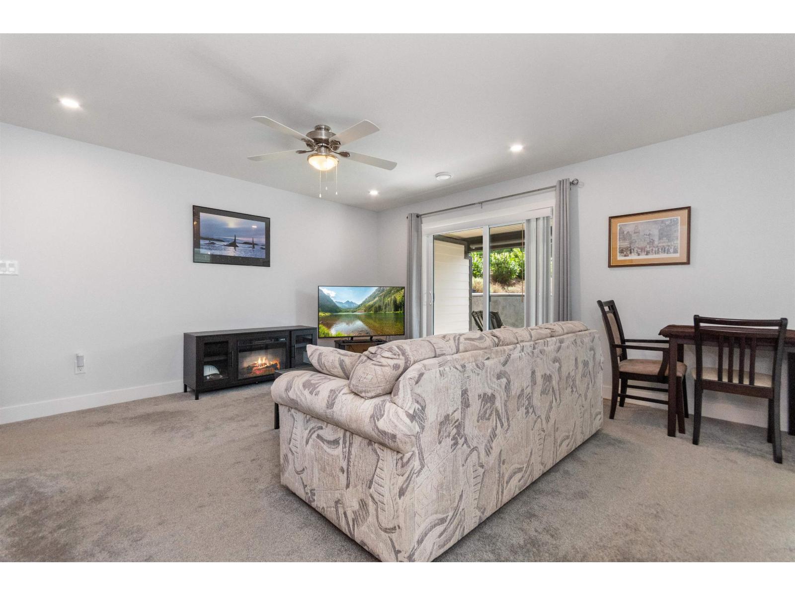 13 21196 KETTLE VALLEY ROAD, Kawkawa Lake, Hope