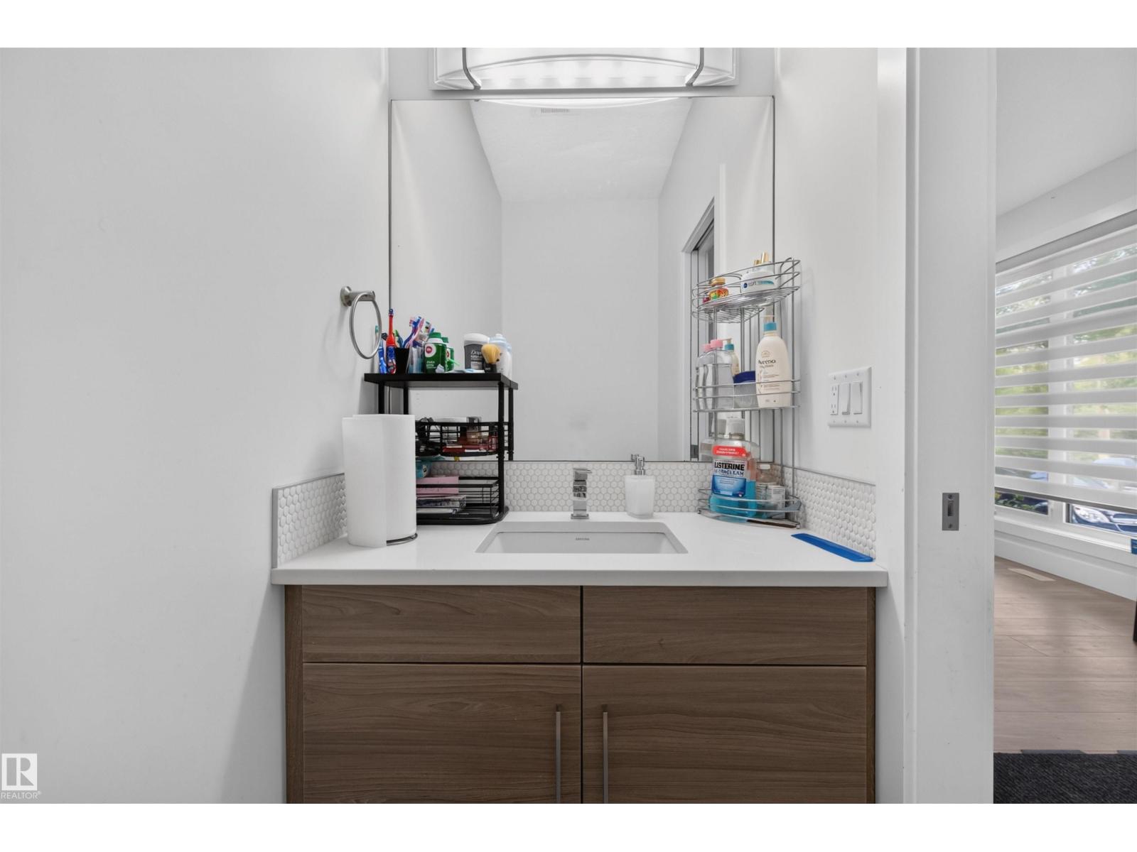 15009 108 AV NW - 5