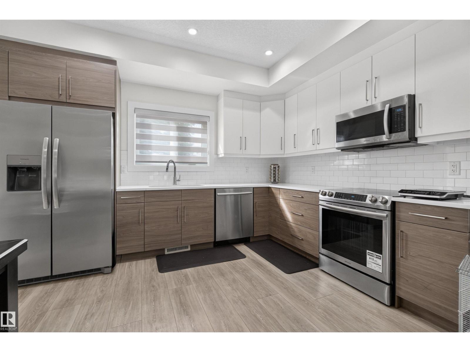 15009 108 AV NW - 10