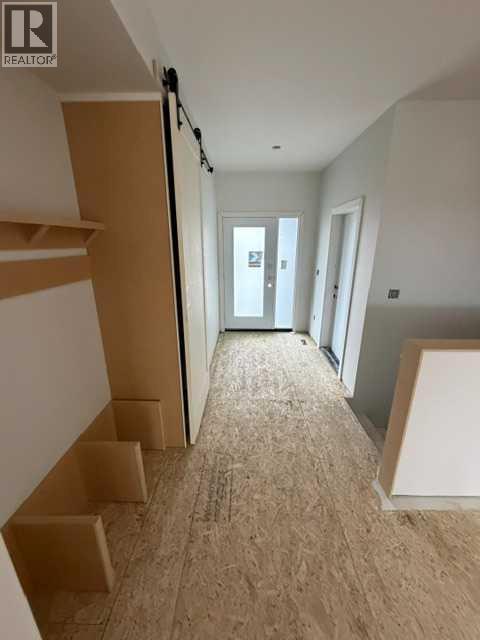 11 Vincent Gate, Sylvan Lake — photo 3