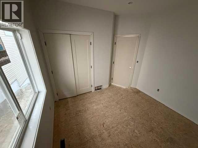 11 Vincent Gate, Sylvan Lake — photo 8