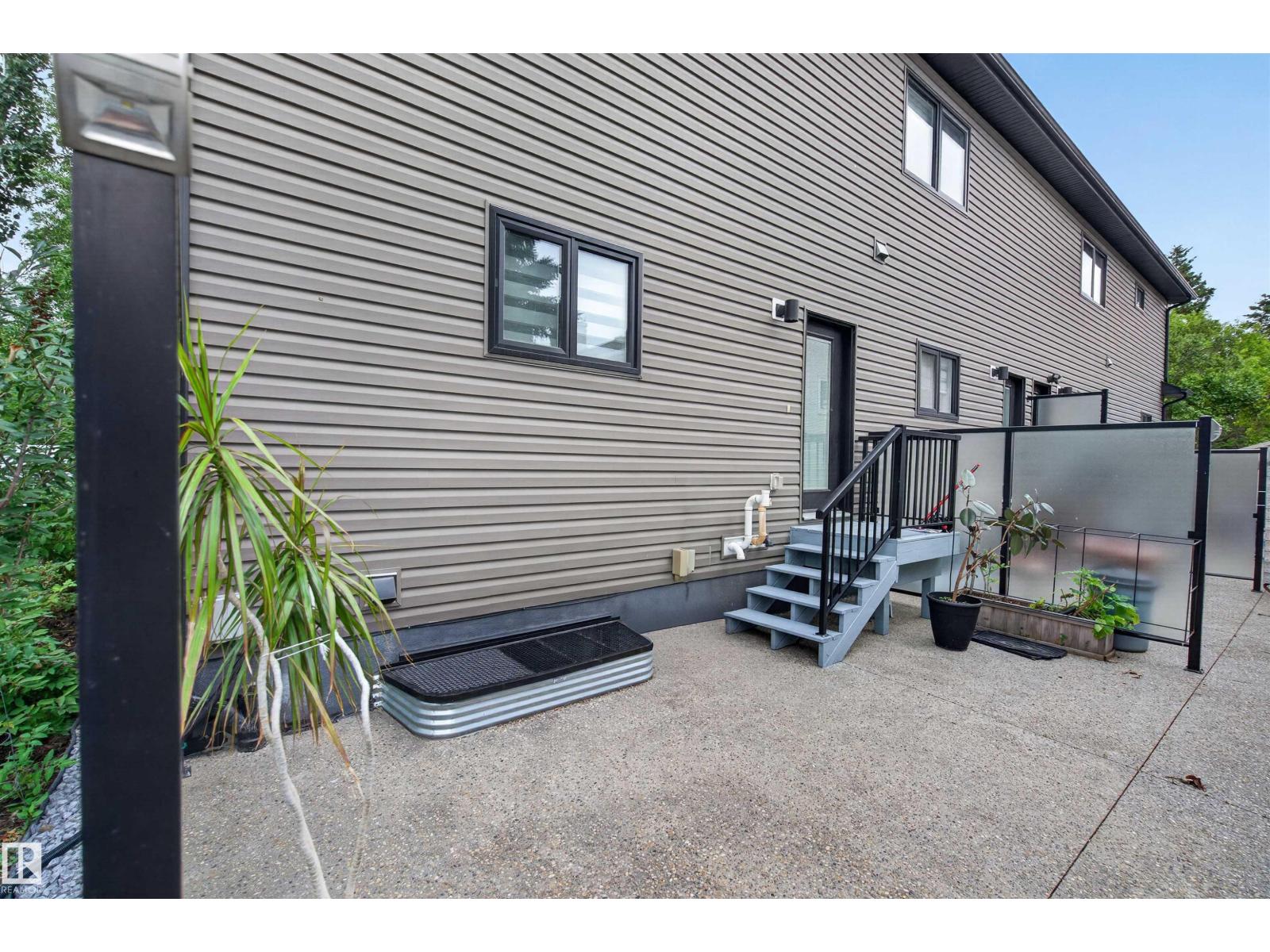15009 108 AV NW - 28
