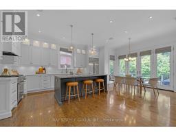 Bedroom 4 - 28 Carnwath Crescent, Toronto, ON M2P1J5 Photo 10