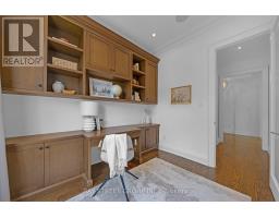Bedroom 3 - 28 Carnwath Crescent, Toronto, ON M2P1J5 Photo 9