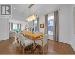 Library - 28 Carnwath Crescent, Toronto, ON M2P1J5 Photo 6