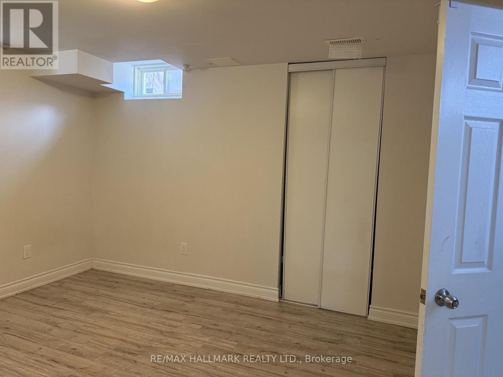 90 BLACK MAPLE CRESCENT, Vaughan (Maple) — photo 3
