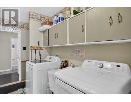 Laundry room - 1817 Parkwood Circle, Peterborough, ON K9J8C3 Photo 15