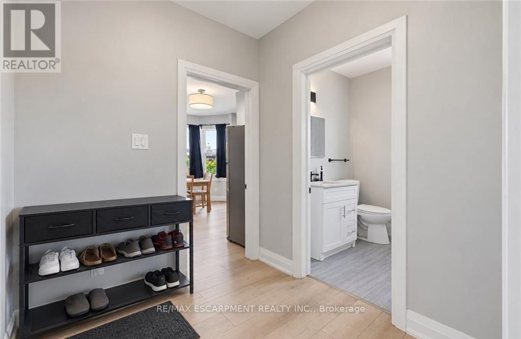 106 BARNESDALE AVENUE N - Image 18