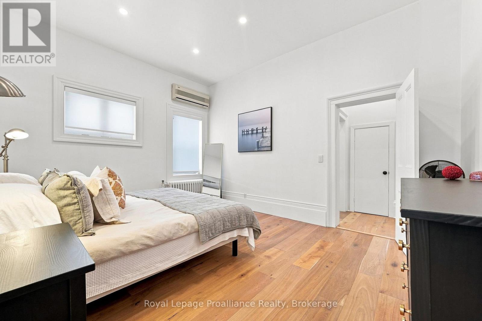 220 CHARLES STREET - 20