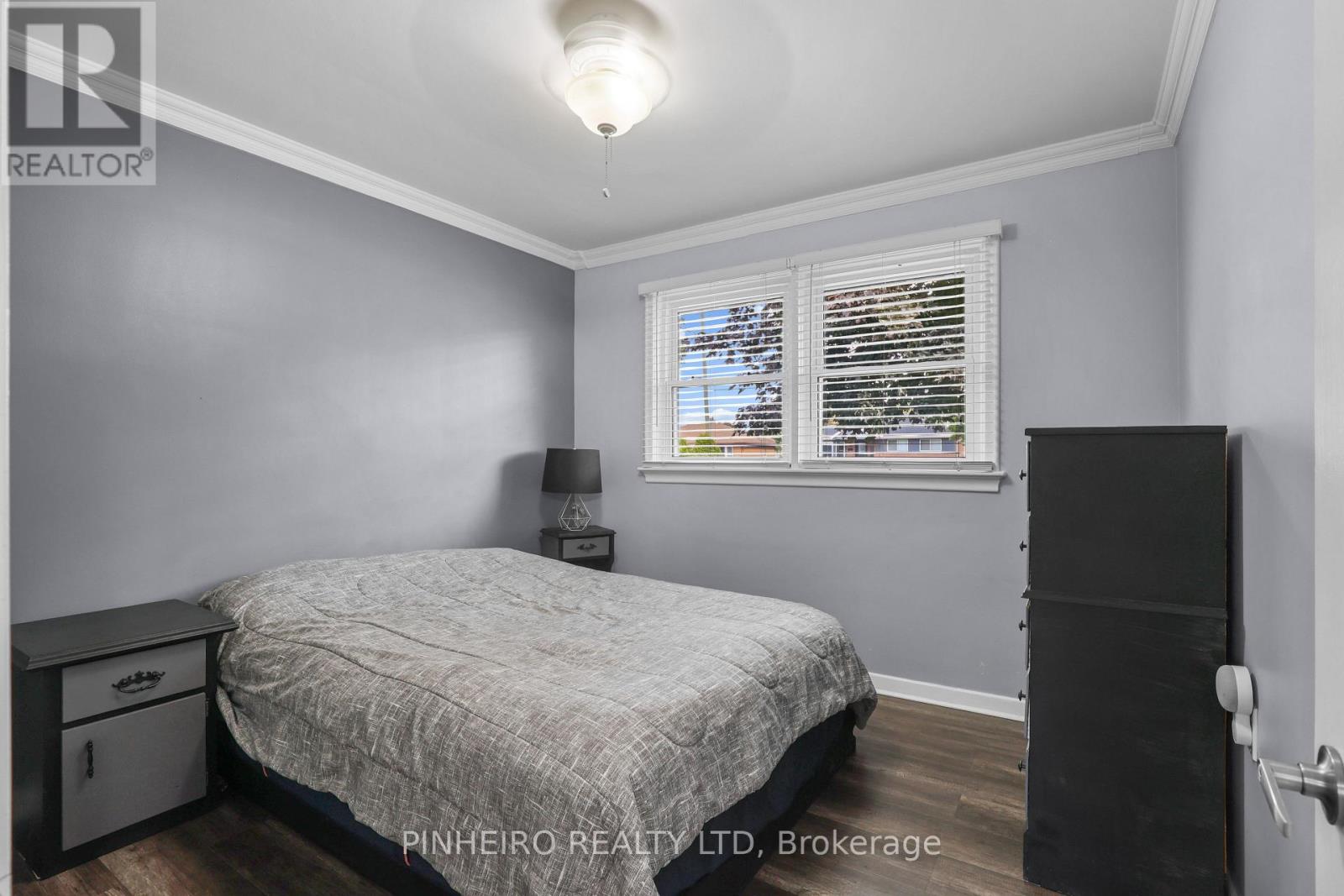 1811 WHITEHALL DRIVE - 14