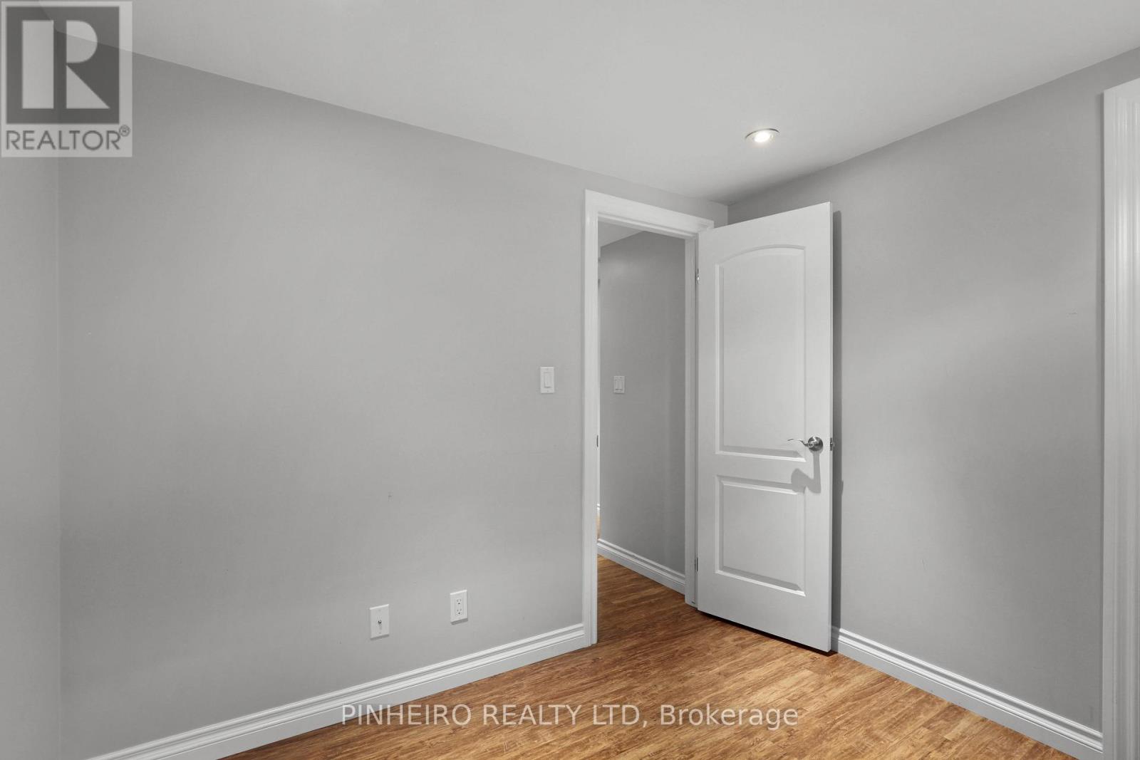 1811 WHITEHALL DRIVE - Image 29