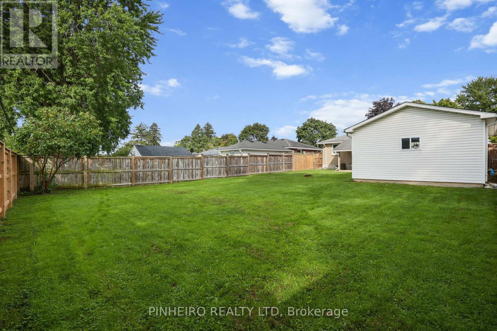 1811 WHITEHALL DRIVE - Image 39