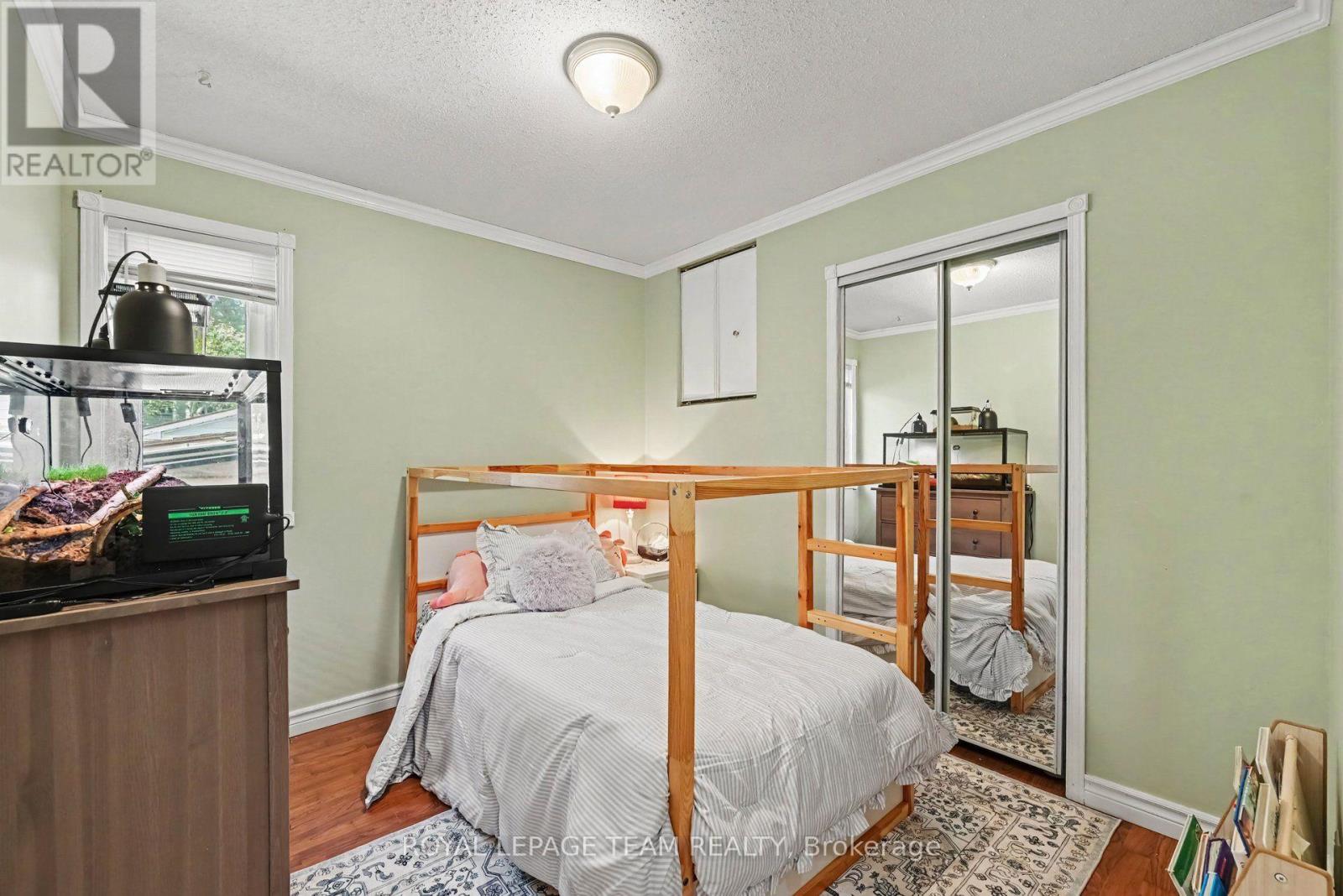 5 Bed, 3 Bath House for Sale in Russell – 204 GRACE AVENUE, Russell – MLS# X13760230 - Image 15