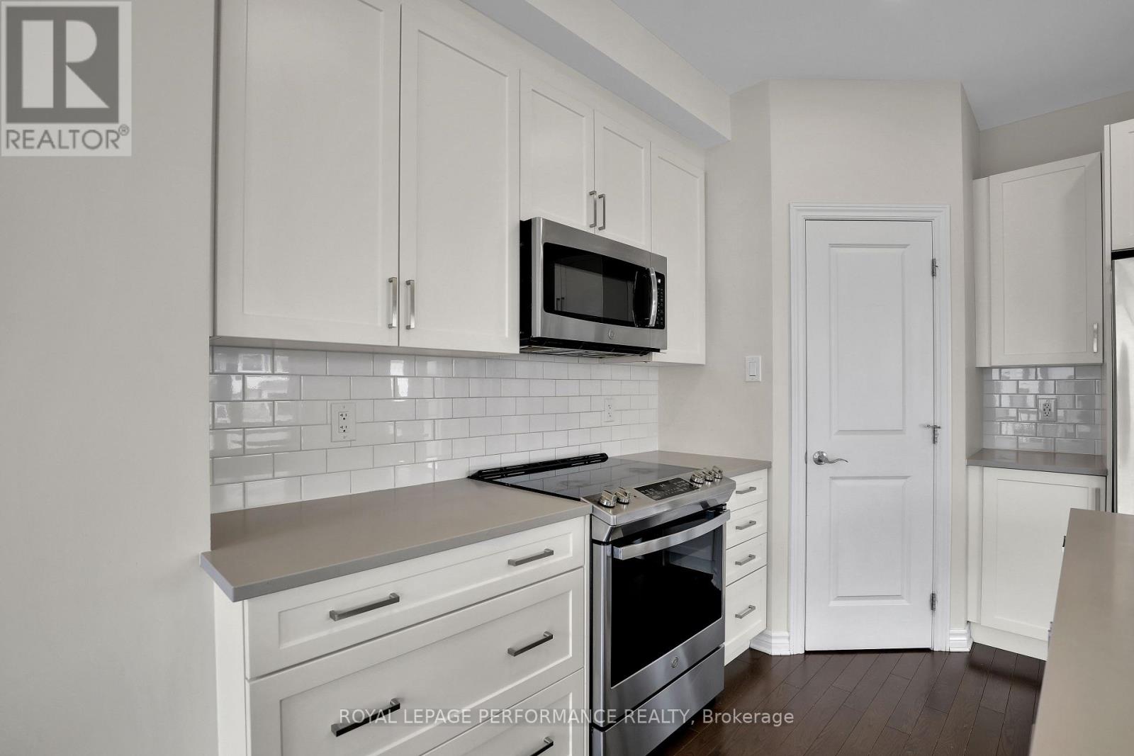 108 Wabikon Crescent