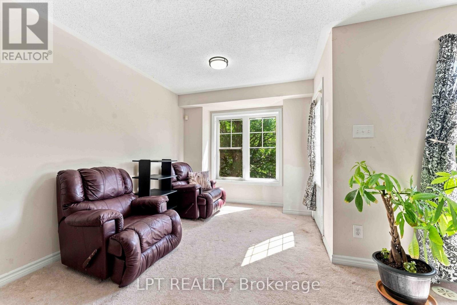 2 Bed, 2 Bath House for Sale in Ottawa – 503 SEDGEBROOK WAY, Ottawa – MLS# X13760400 - Image 17