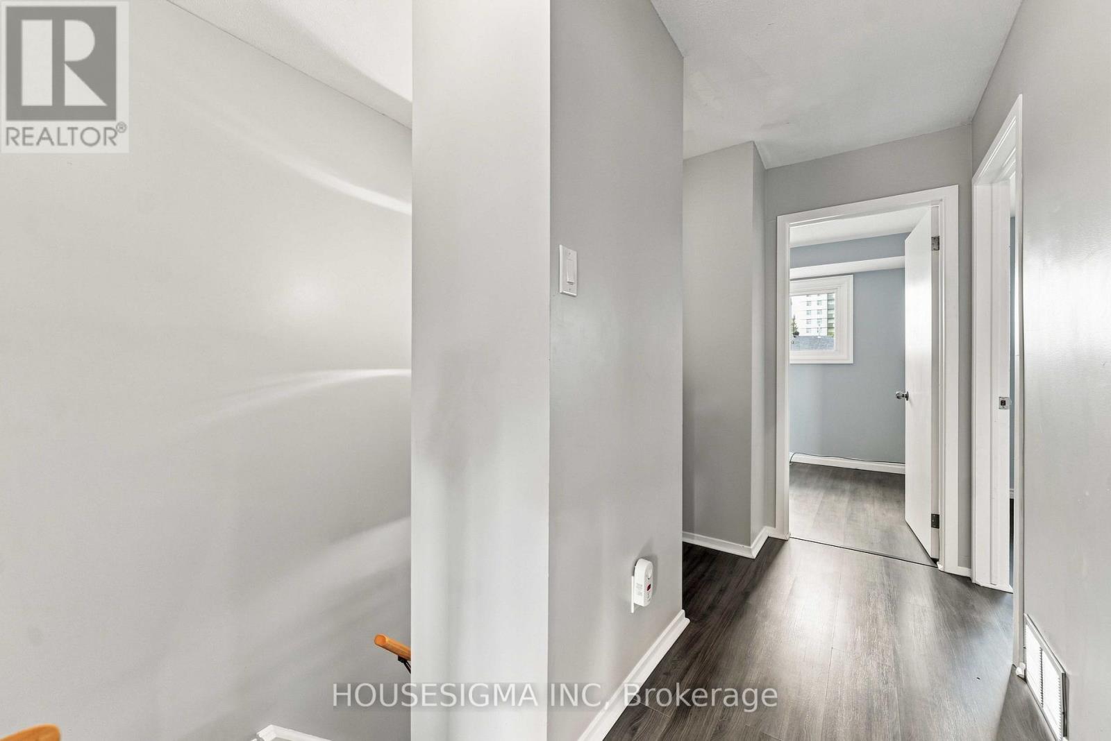 3 Bed, 2 Bath House for Sale in Ottawa – 90 – 3400 PAUL ANKA DRIVE, Ottawa – MLS# X13760488 - Image 24