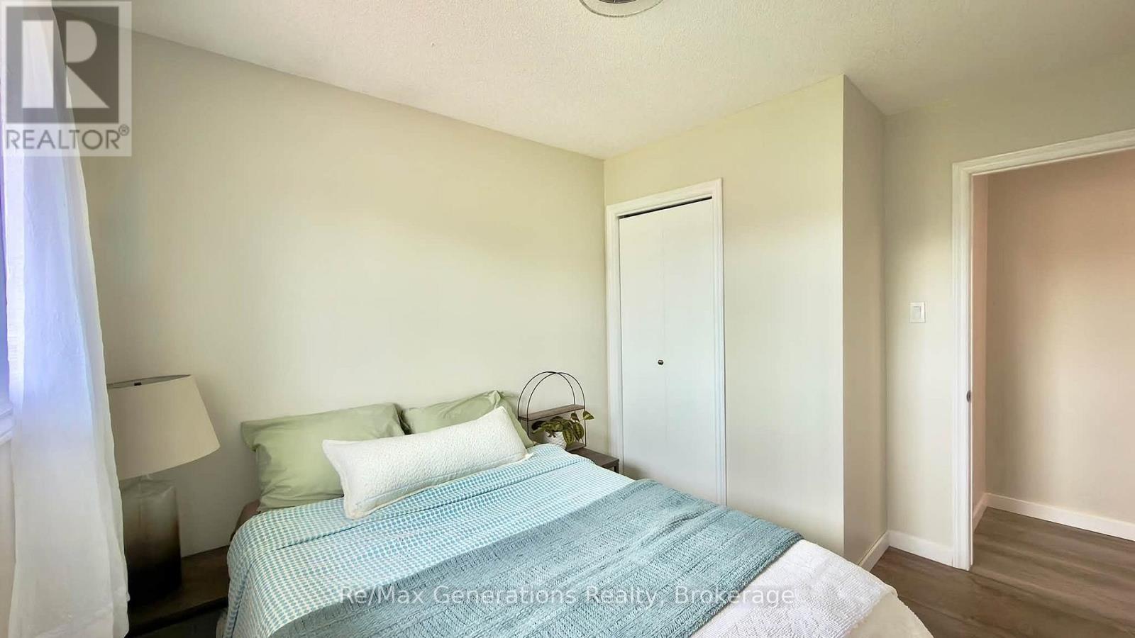 151 IRIS CRESCENT - 12