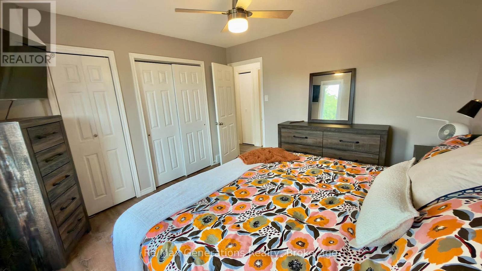 151 IRIS CRESCENT - 14