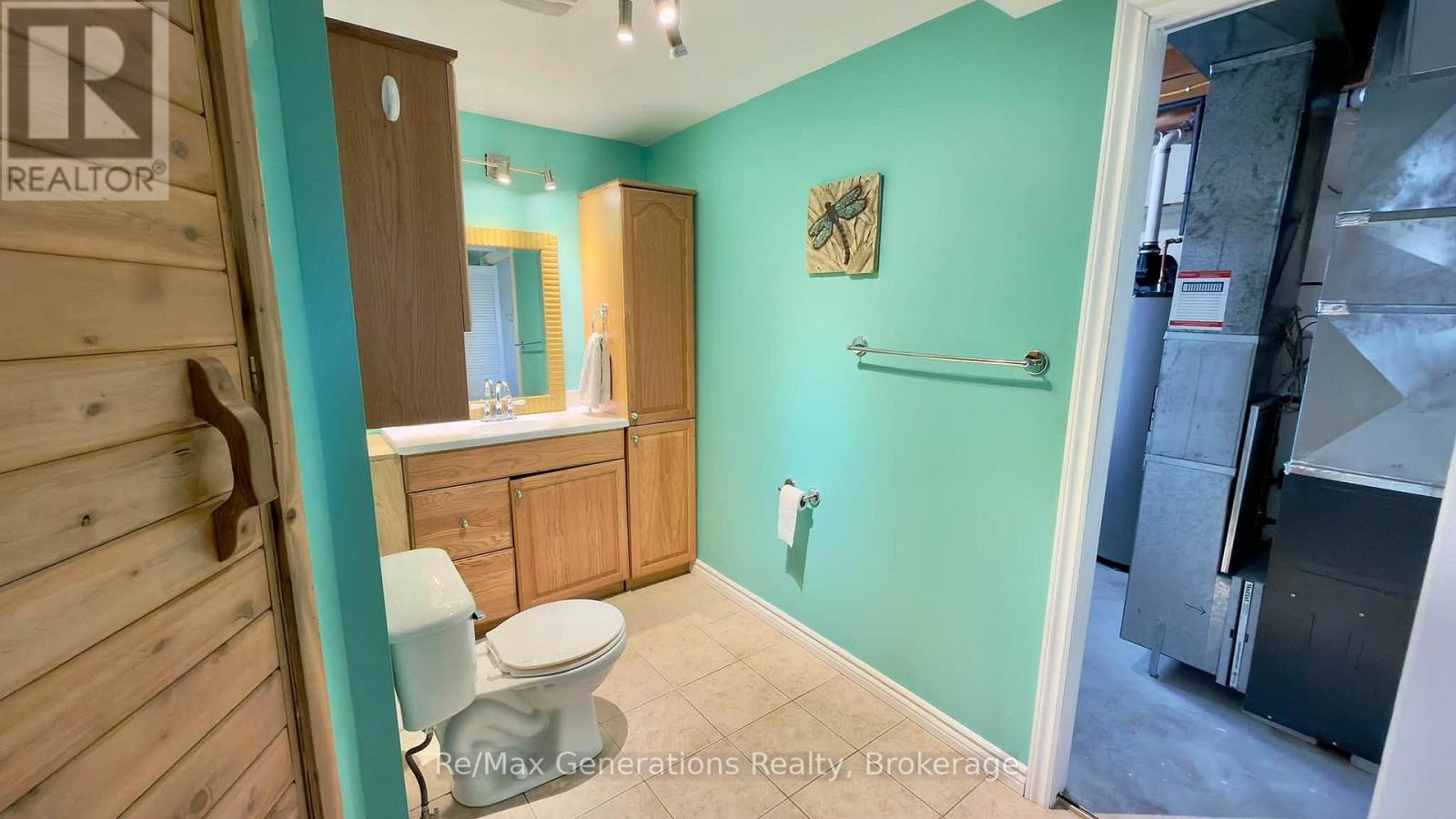 151 IRIS CRESCENT - 23