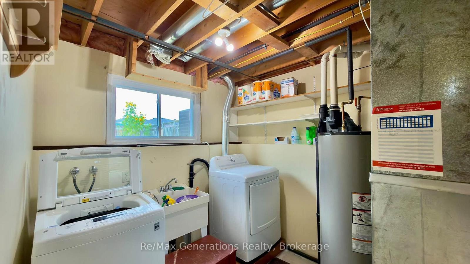 151 IRIS CRESCENT - Image 24