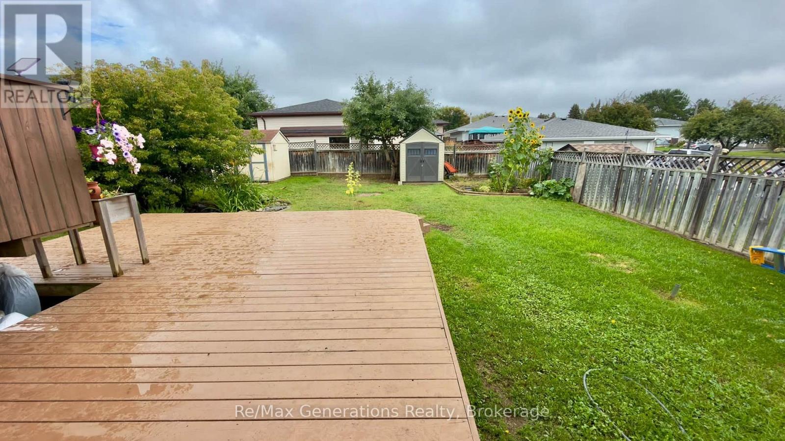 151 IRIS CRESCENT - 29