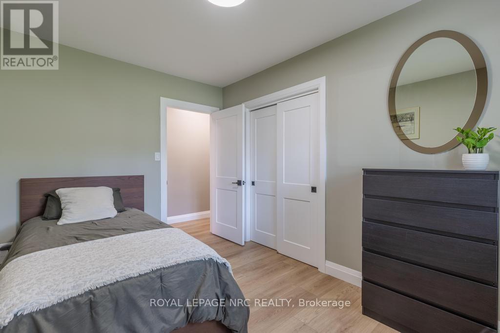 3 GLENAYR PLACE - Image 17
