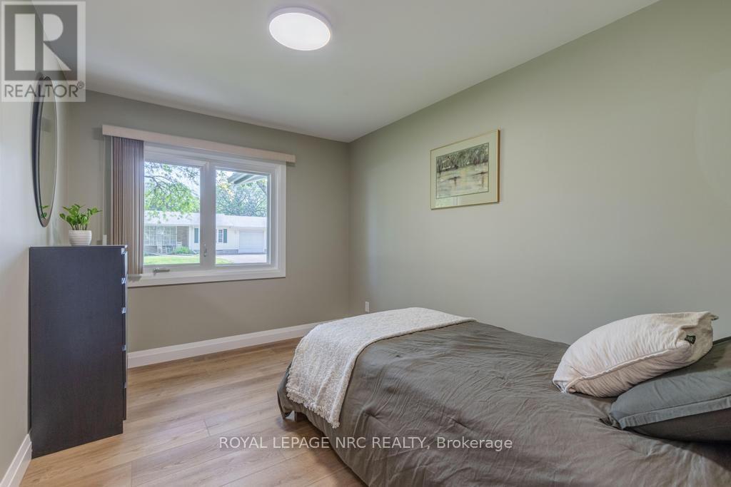 3 GLENAYR PLACE - 18