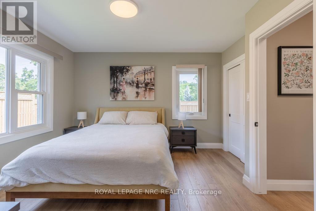 3 GLENAYR PLACE - 21